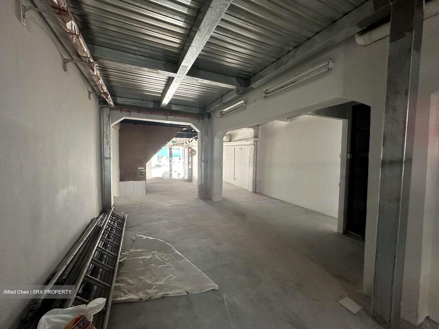 Banda Street (D1), Shop House #451210061